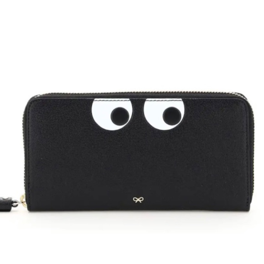 Pocket size, practical and fun wallet!